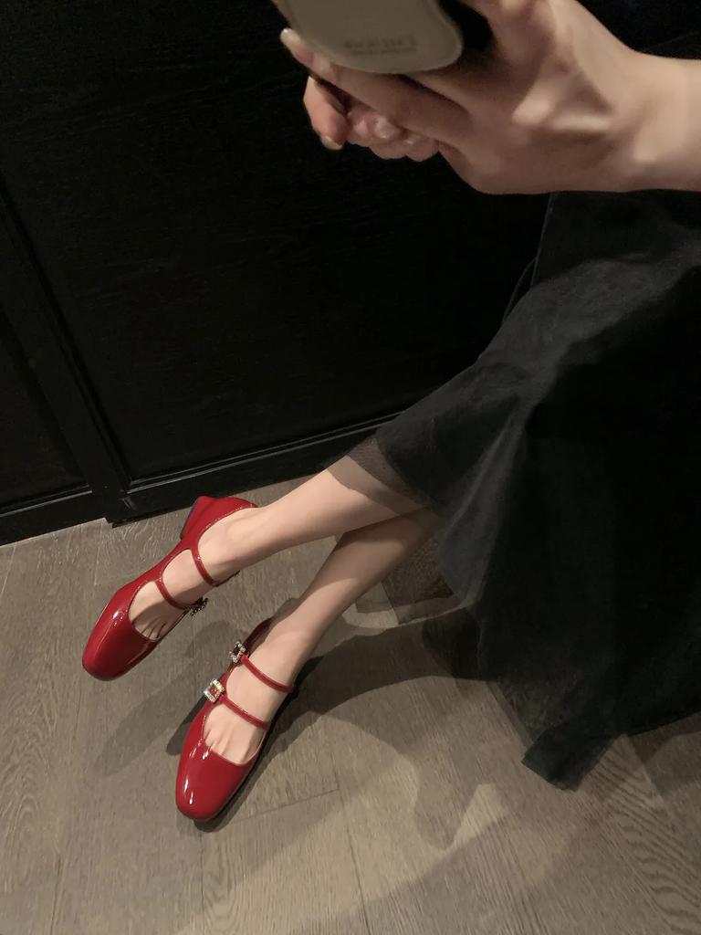 Neue Damenschuhe schöne Pumps Lackleder High Heels Schuhe Damen Partykleid Schuhe