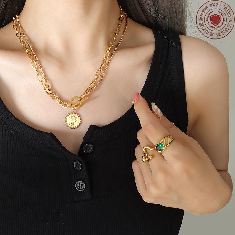 European Style 18K Gold Plated Titanium Steel Queen Portrait Double Layer Necklace