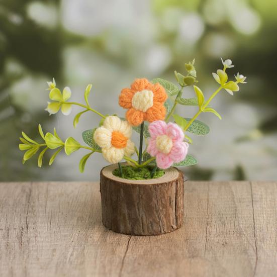Handmade Crochet Potted Flower Artificial Knitted Flower Bouquet Forever Flower Gifts for Mother's