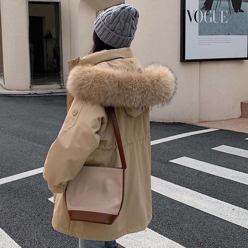 Autumn and Winter Plus Velvet Jacket Women's Loose Cotton Jacket Short Hooded Style Overcomes Casual Cotton Jacket