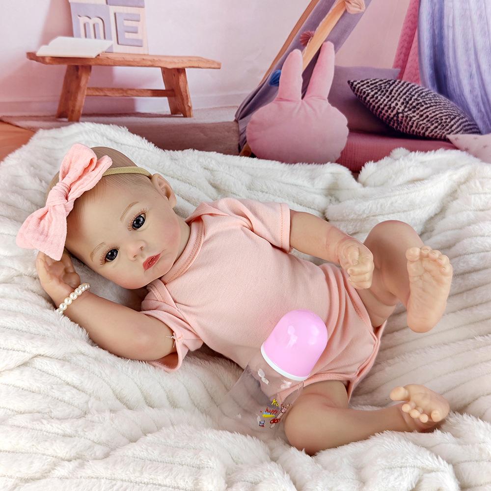 

Height 46cm Simulation Doll Soft Cloth Body Non Washable Reborn Dolls 3D Skin Feel Girl Doll Comfort Gift That Can Sit or Lie Down Toy Figurine Half glue doll+clothes
