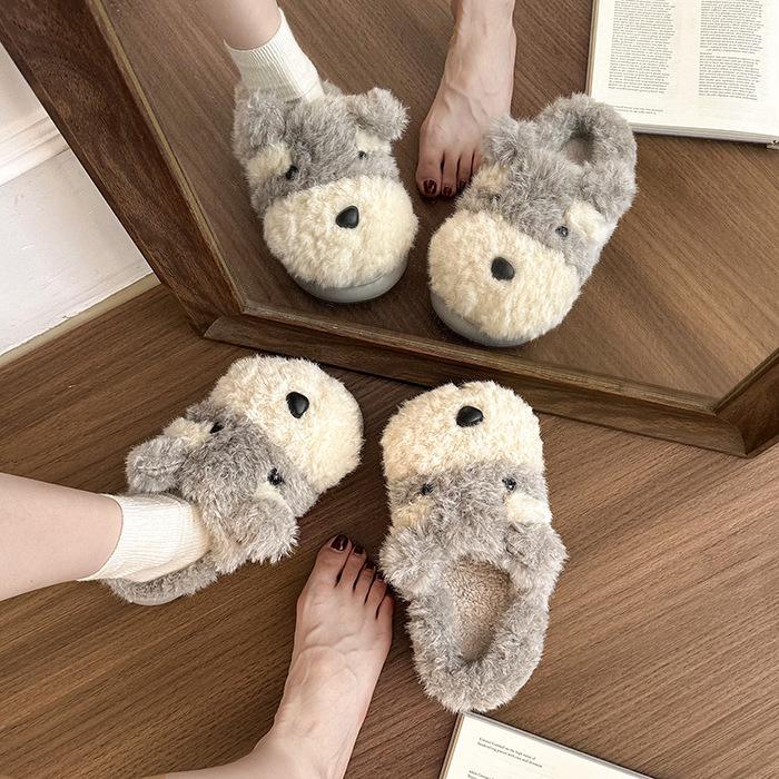 Niedliche gekritzelte Welpen flauschige Hausschuhe Damenbekleidung 2025 Herbst und Winter neu ins Wind vielseitig rutschfest Taschenkopf Hausschuhe