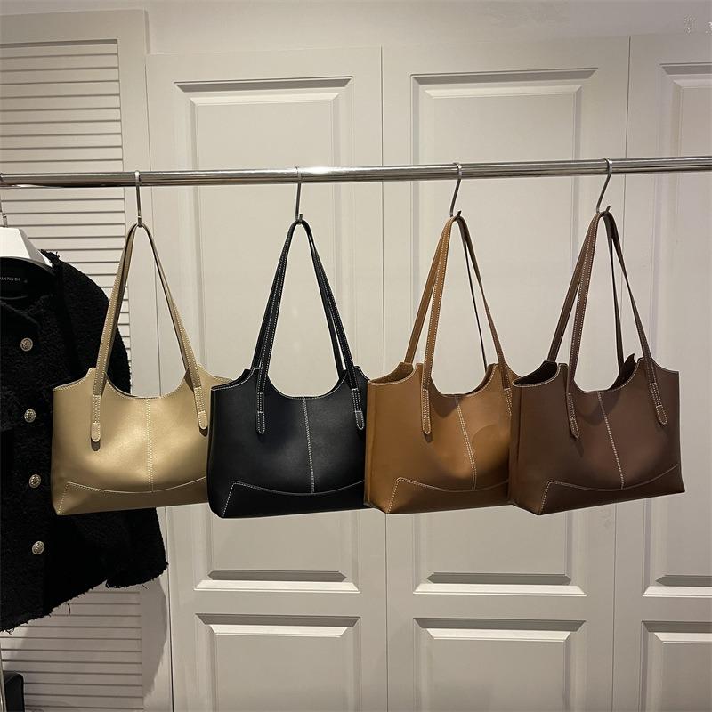 Retro Bag Women's Spring New Largecapacity Armpit Bag Commuter Portable Shoulder Big Women's Bag