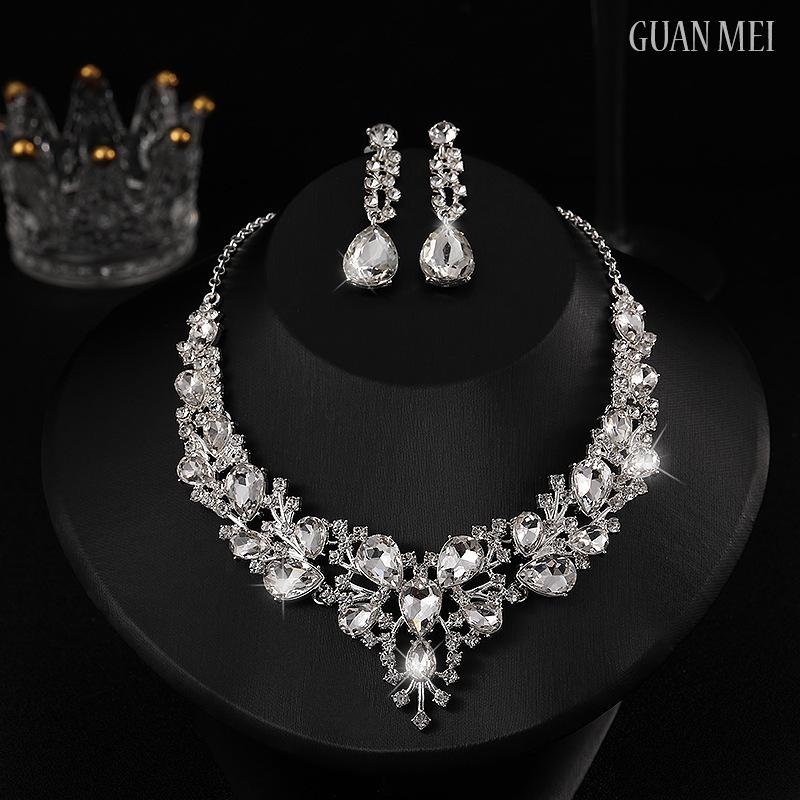 Retro Design European and American Crystal Gemstone Necklace Earrings Set Exquisite Design Fashion Temperament Bridal Jewelry 2026