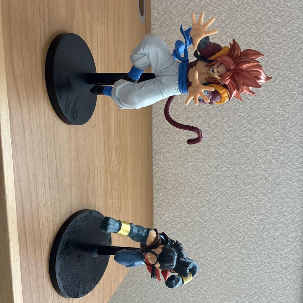 [USED] Dragon Ball Figure Attack Pose