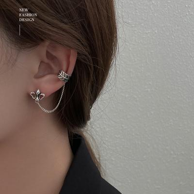 Kreuzblumen-Steckohrringe Damen Retro Hohe Kette Mode Persönlichkeit Blatt Ohrknochen-Clip Hip Hop Punk Straßen-Ohrringe