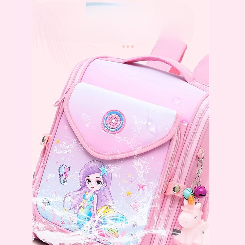 Jenter Slanking Ned Belastning og Beskytter Ryggsøylen Barneskoleelev Trekkevogn Skolesekk Tegneserie Ryggsekk