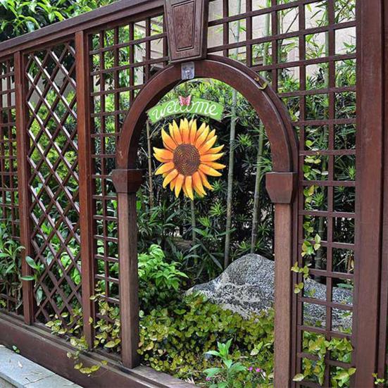 Sunflower Welcome Sign Metal Wall Hanging Plaque Rustic Decorative Door Hanger for Front Door Porch Wall Indoor Outdoor Spring Decor