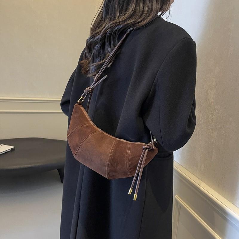 Vintage Aesthetic Horn Bag For Women With Soft Suede Material And Unique Design