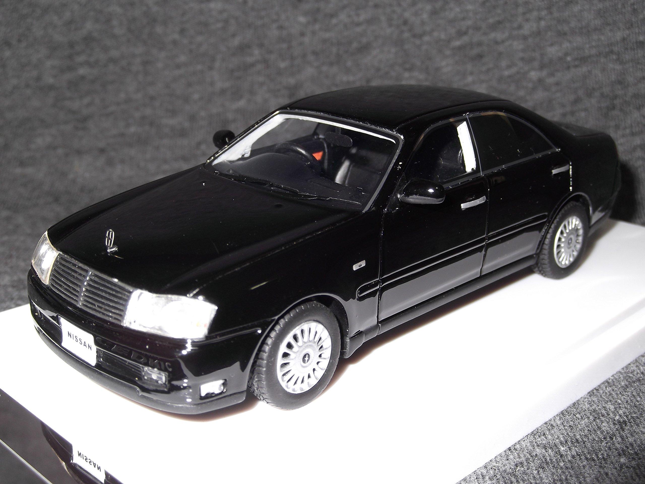 

CEDRIC 300LV Black Finished Product WIT S 1/43 чёрный