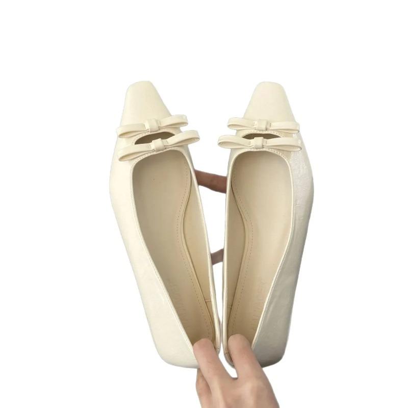 Fashion French Design Butterfly Knot Hollow out Flat Bottom Women's Shoes Soft Sole Low Cut Sweet Style Floral Pattern Summer Flats