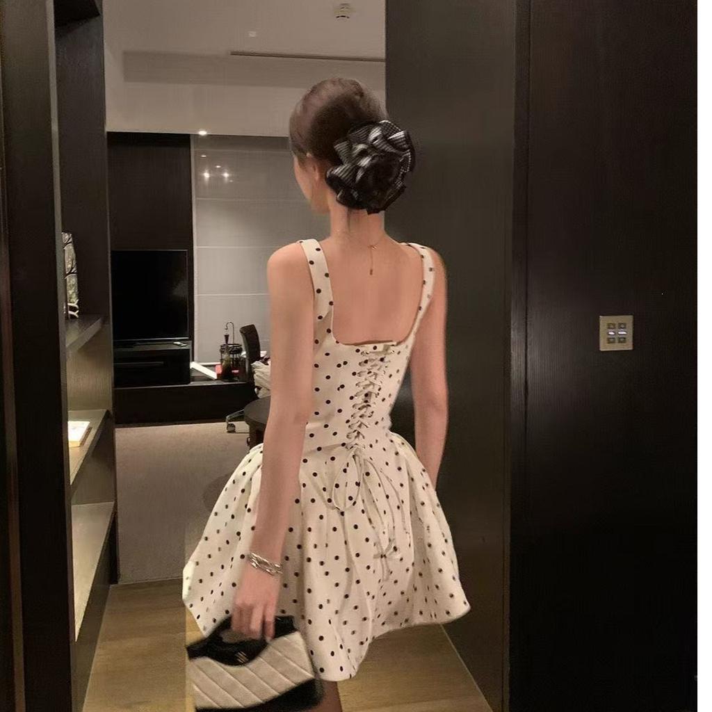 French square collar polka dot suspender dress female giant good-looking summer temperament waist thin puffy short skirt tide
