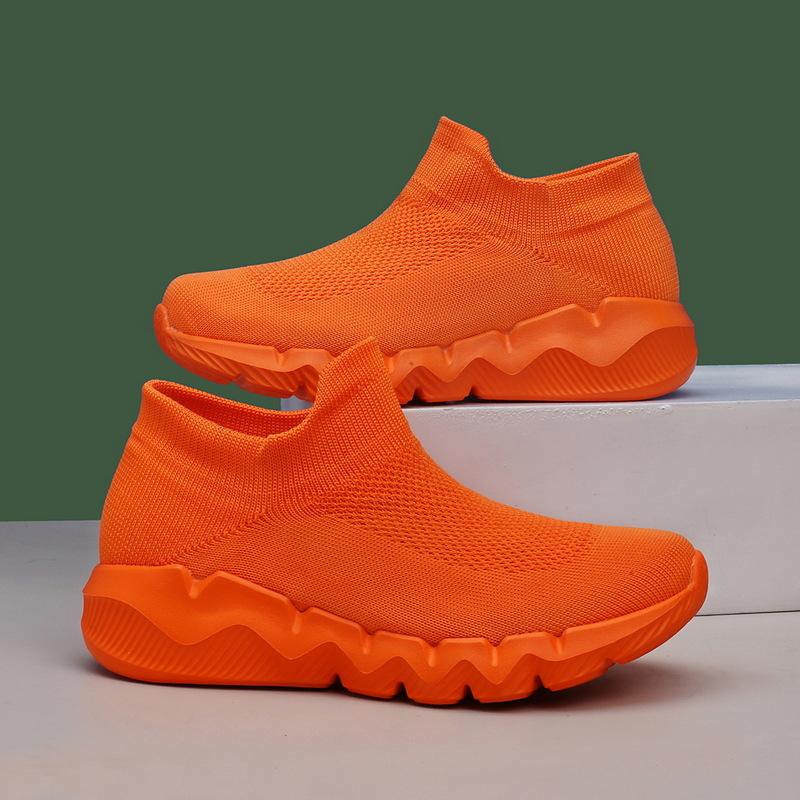 Fashion Women's Red Knit Socks Shoes Breathable Mesh Lightweight Non-slip Flat Shoes Women Outdoors Comfort Sport Shoes Ladies Sneakers