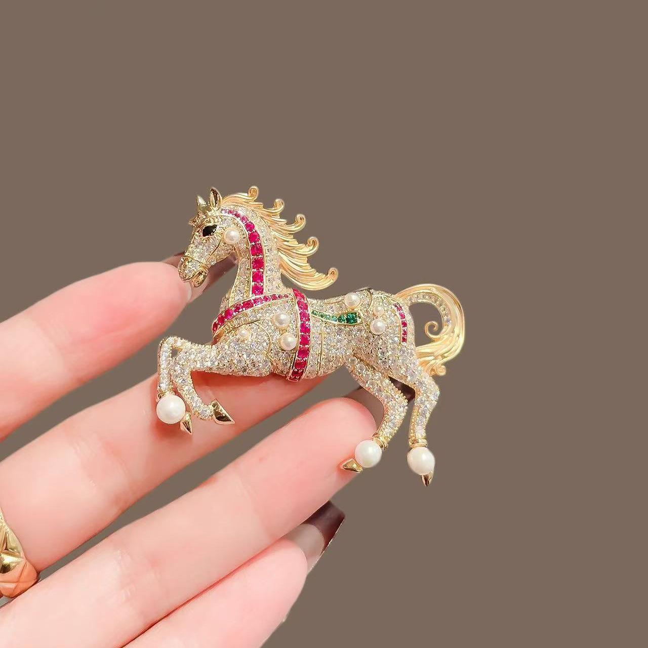 

[instant Success] Light Luxury, Exquisite Natal Flash Unique Weave Brooch 1*3CM