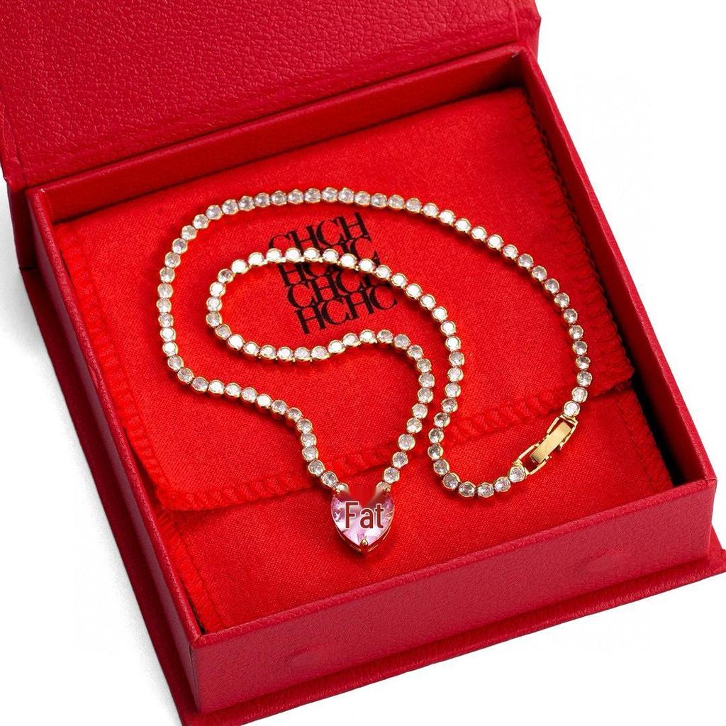 Elegant Zircon Heart Pendant Necklace - Delicate Collarbone Chain with Sparkling Charm