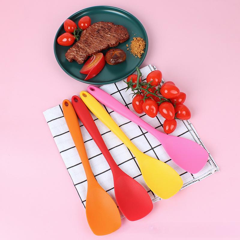 1PC Silicone Flat Head Shovel Integrated all Inclusive Salad Spoon non Stick Pot Spatula Silicone Kitchen Utensils