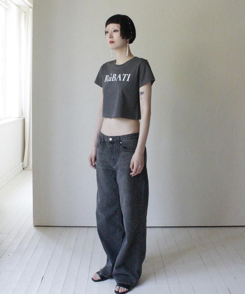 RUBATI Logo Crop T-Shirt_Charcoal