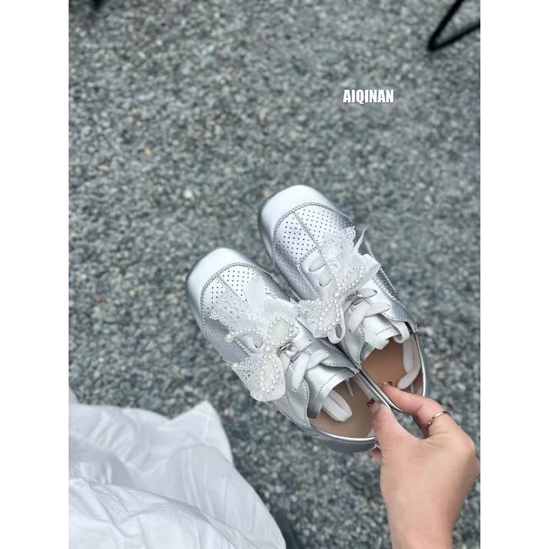 Satin Pearl Ribbon Casual Sports Woman