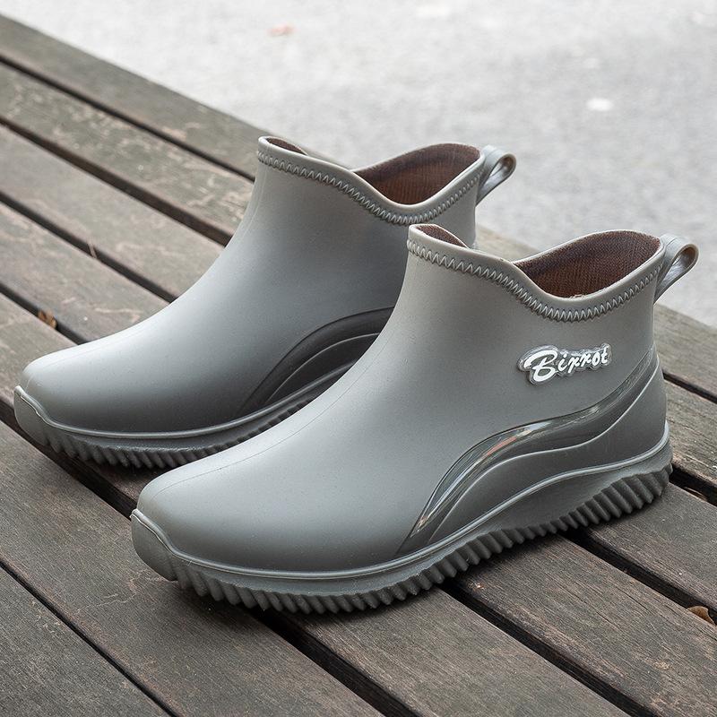 2025 short tube fashion rain shoes men, non-slip shoes low-top outdoor car wash waterproof shoes lightweight