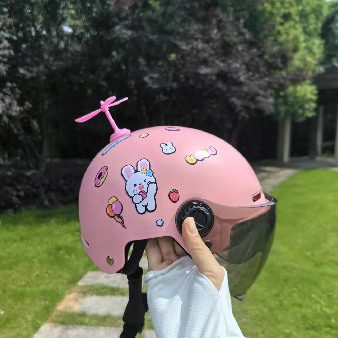 

3C Certified Kid s Safety Helmet for Ages 3-12, Cute Design, Four-Season Use One Size