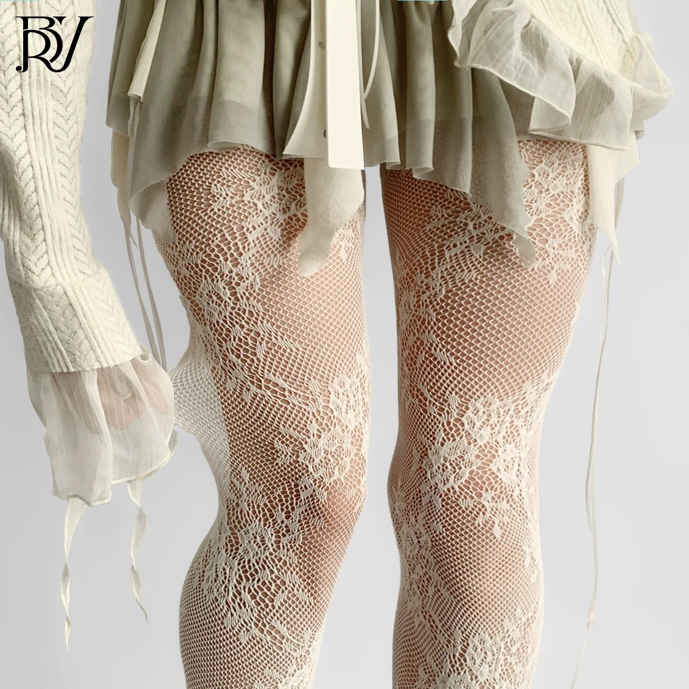 

Large size retro hollow flower net socks Spice girl jacquard net socks yk fishnet socks sexy anti-hook stockings women One size fits all молоко, білий колір