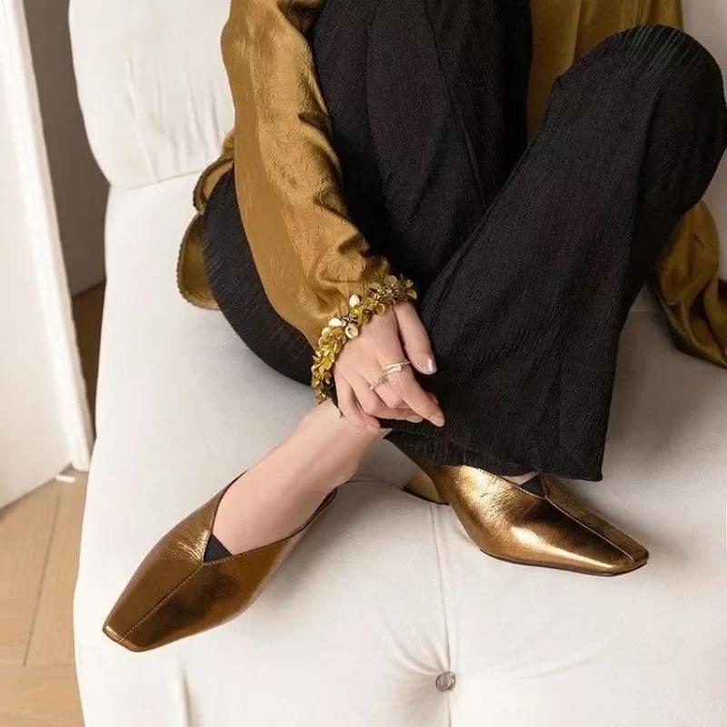 

Модные туфли на высоком каблуке, полузакрытые, летние, новые, с квадратным носком, с глубоким вырезом, для ношения на улице, с закрытым носком, темпераментные, сандалии на танкетке для женщин 34 золотой