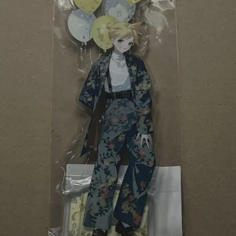 

Я продаю акриловую Kagamine Ren в честь 4-й годовщины Procca Thanksgiving Day