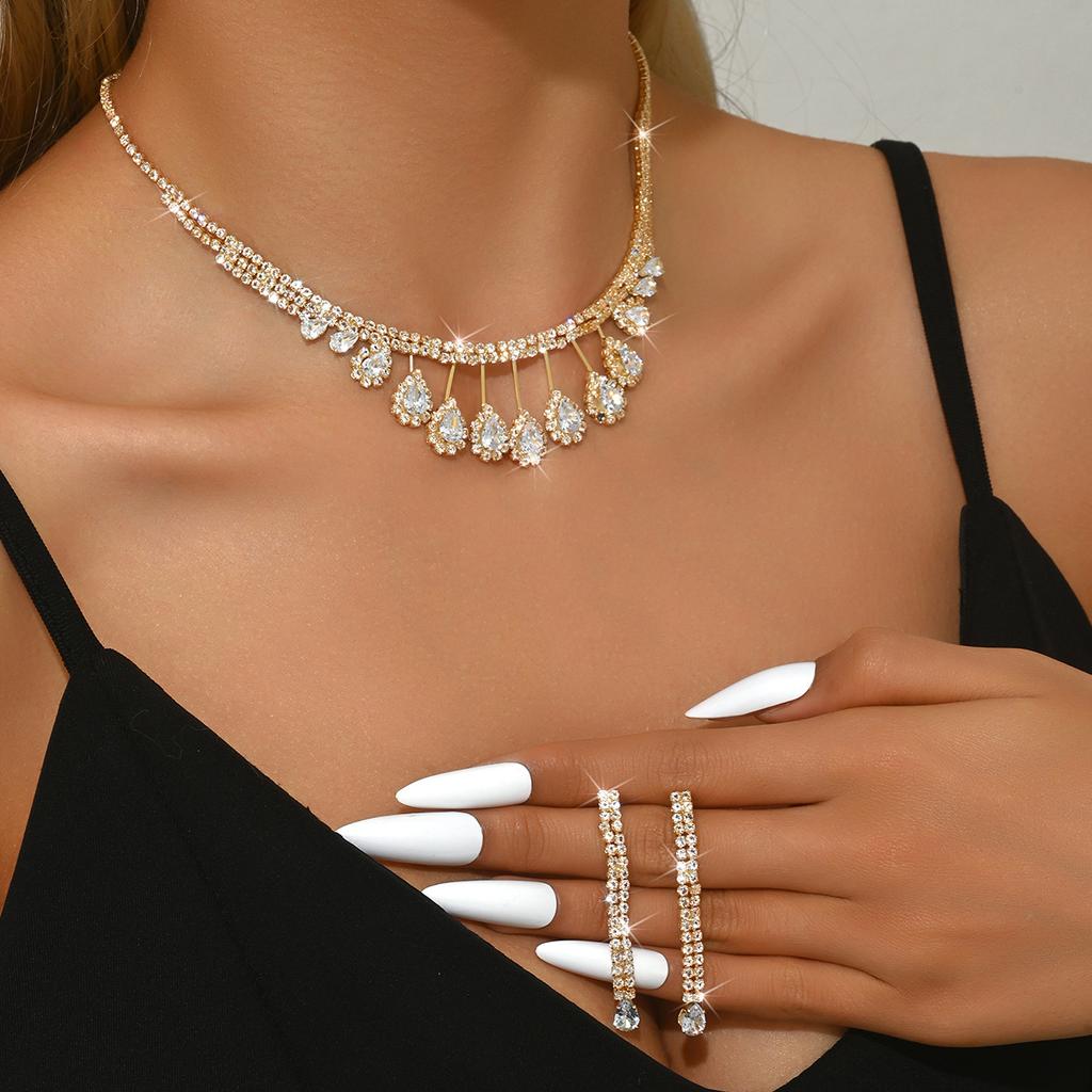 Zarte Krallenkette Strass Zirkon Ohrringe Halskette Set Leichter Luxus Schlicht Wassertropfen Temperament Schlüsselbeinkette