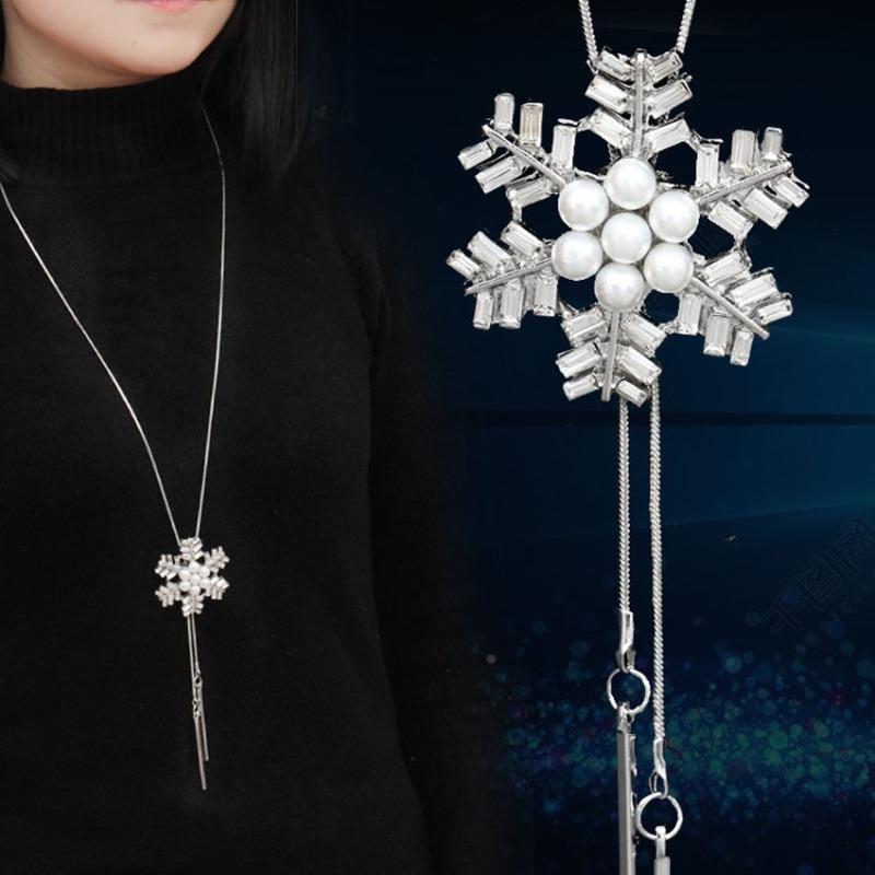 Fashion Women's Elegant Charm Necklace Snowflake Shaped Rhinestones Inlay Faux Pearls Pendant Dangle Long Necklace Adjustable Tassel Sweater Chain
