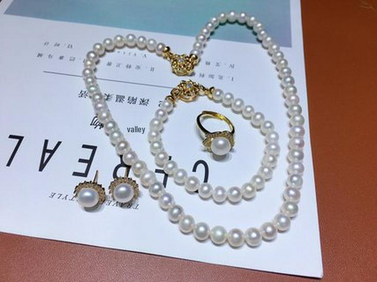 Zhuji Freshwater Pearl Necklace Set (8-9mm) - Fashionable and Stylish