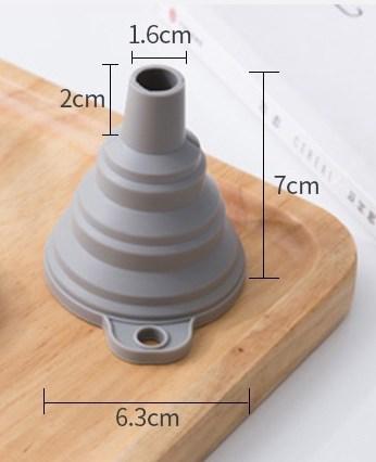 

Foldable Funnel Silicone Collapsible Funnel Portable Funnels for Fuel Hopper Collapsible Beer/ Oil Funnels Kitchen Tools сірий