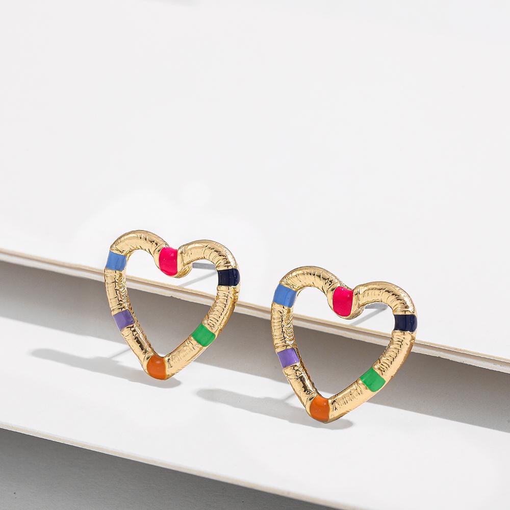 New Fashion Multicolor Drip Oil Enamel Heart Earrings for Women Vintage Bohemia Hollow Heart Stud Earrings Female Zircon 2021