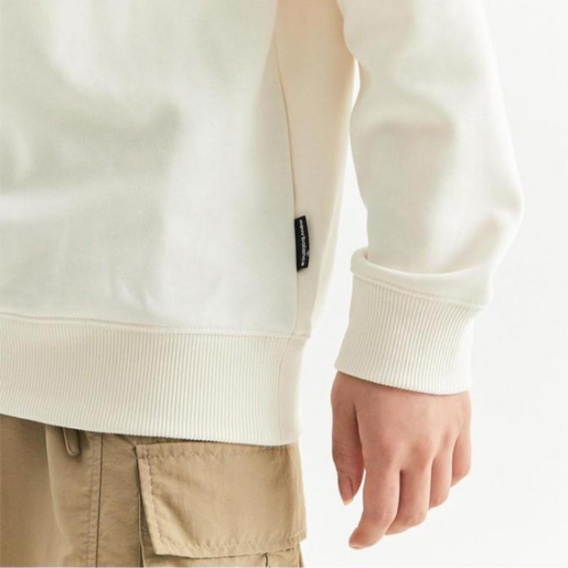 New Balance Men Essential Sweatshirt Small Logo Nbncd31013