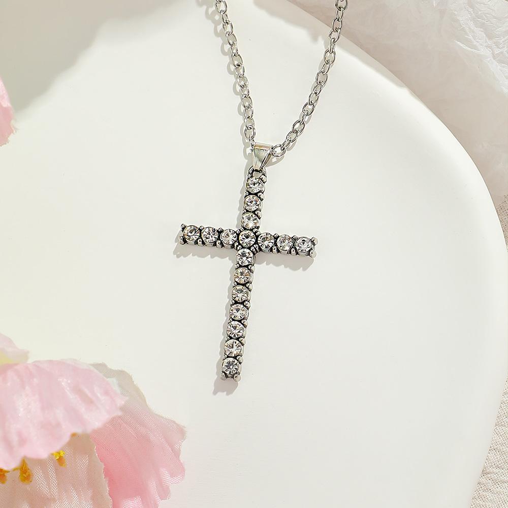1 Pcs Cross Pendant Necklace With Rhinestone Antique Silver Party Decors Hip hop Gift Idea for Women, Girls, Valentine