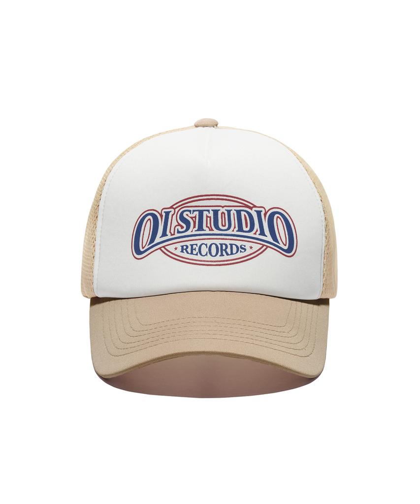 OIOI COLLECTION Colored Mesh Trucker Cap_Beige