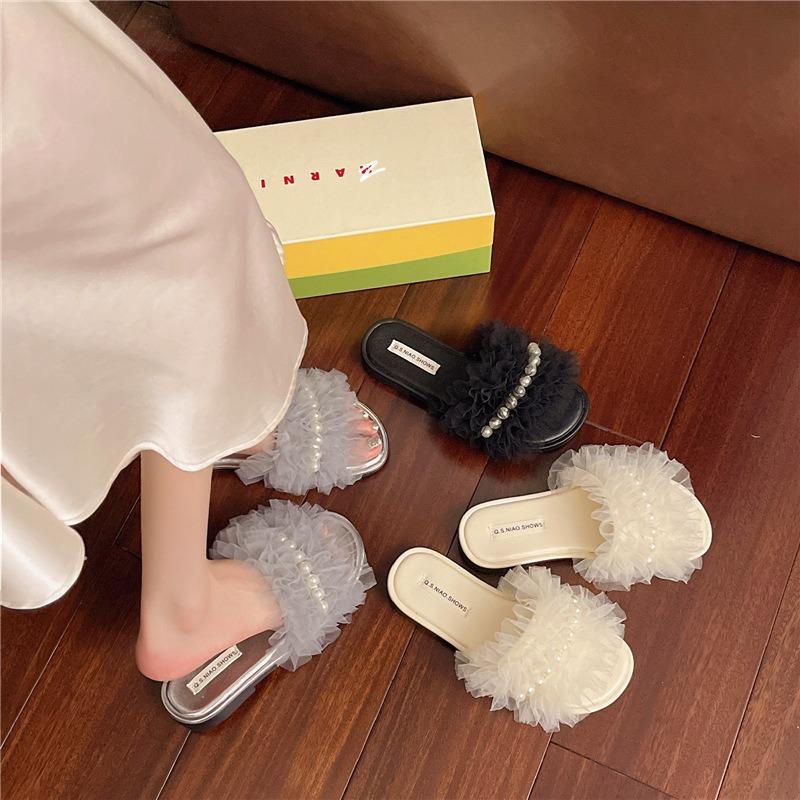 Mesh pearl one-word slippers women's summer new versatile skirt soft-soled casual cool slippers