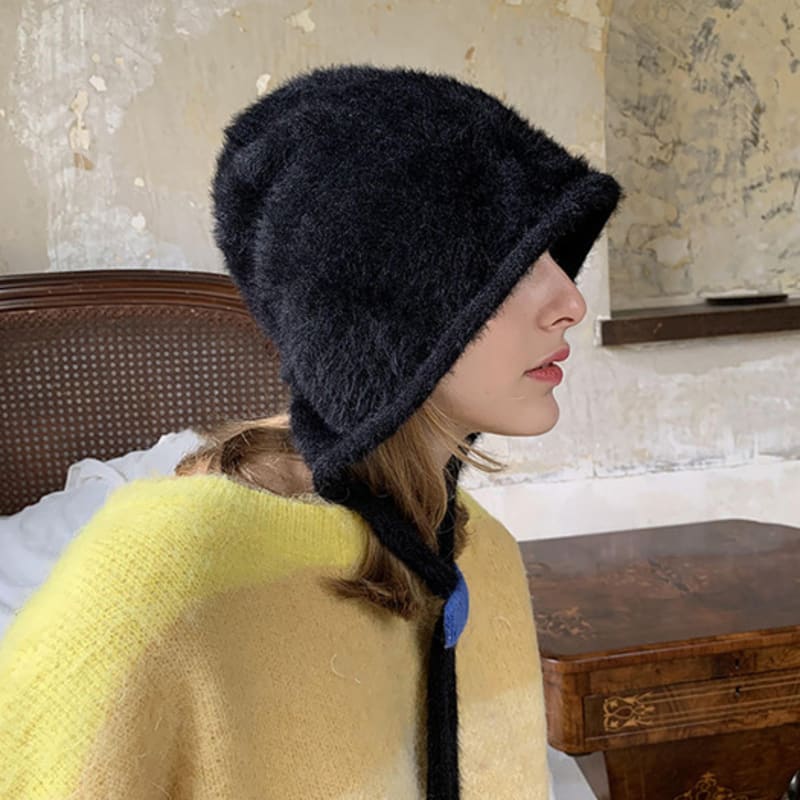LOOKING4U Angora Fur String Bonnet Hat Black