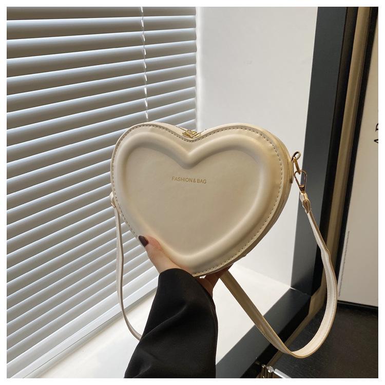 Women's 2024 Heart-Shaped Crossbody Bag - Trendy, Cute, Mini Shoulder Bag for Girls