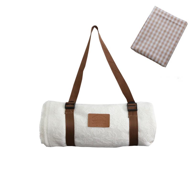 

OEING Dark Floral Outdoor Picnic Mat