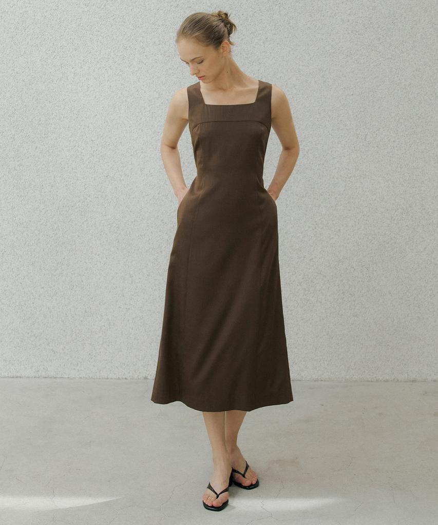 OCTETTE Iris Satin Square Neck Ops_2Color