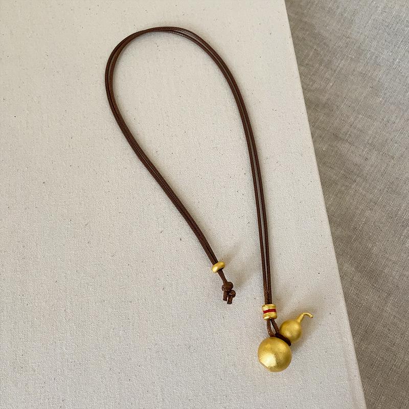 Elegant Women's French-Chinese Gourd Metal Choker Necklace - Luxury Fashion Versatile Sweater Chain