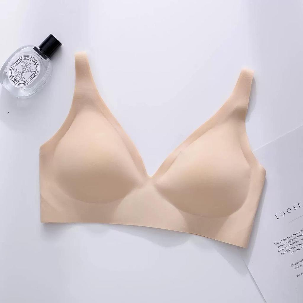 Seamless Adjustable Push-Up Bra: Soft Support for All Chest Sizes