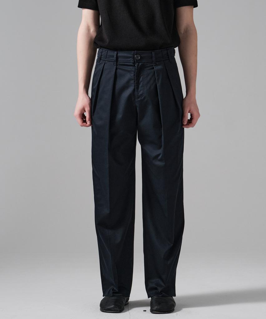 FILLCHIC Forward Two-Pleated Pants (Navy)