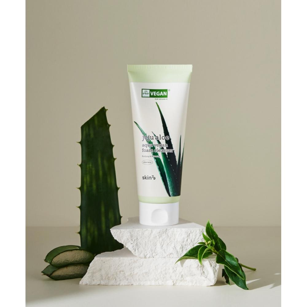 Skin79 Jeju Aloe Aqua Vegan Foam Cleanser 150ml