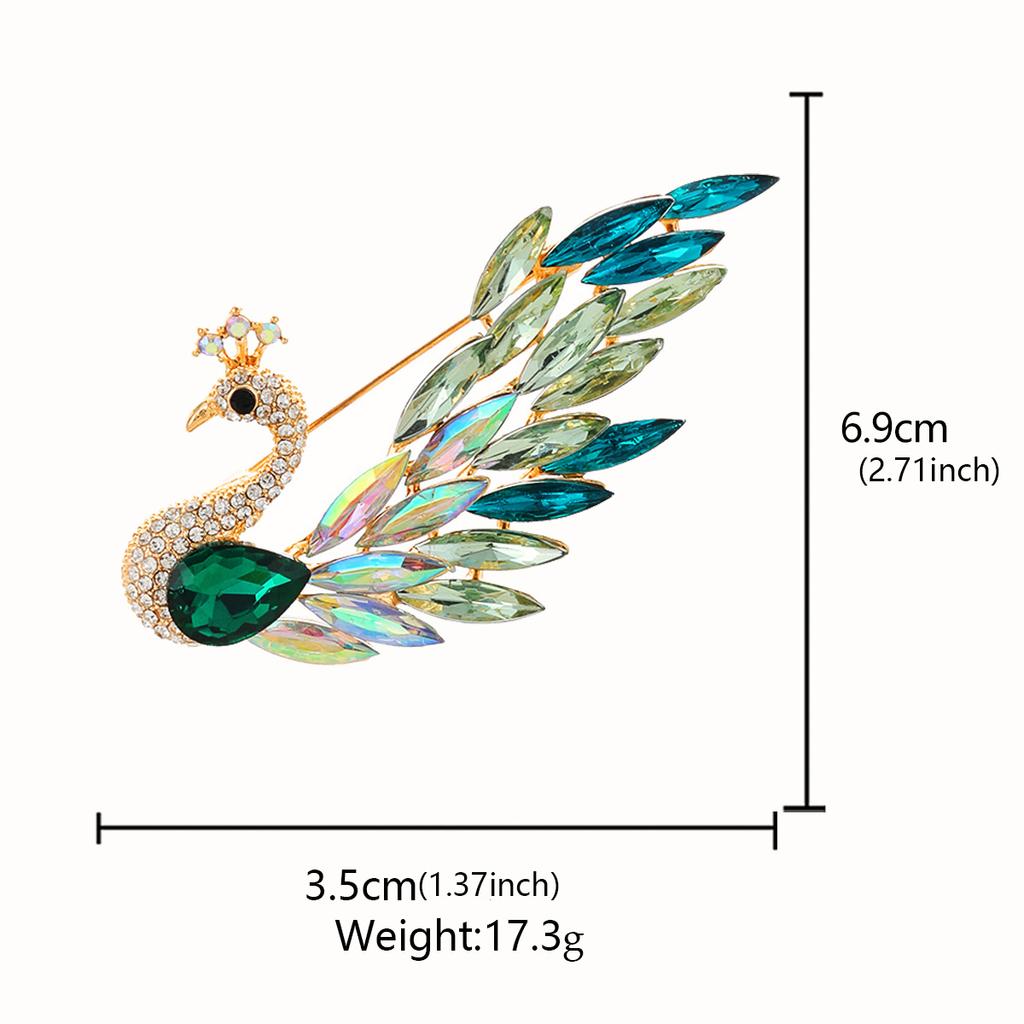 Light Luxury Elegant Gradual Change Crystal Peacock Brooch High-end Fashion Exquisite Pin Women Elegant Atmosphere Corsage Accessories