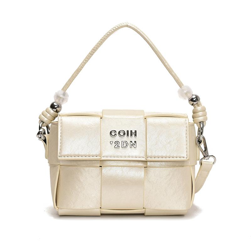 2025 Spring and Summer New Woven Design Sense Small Square Bag Women's Fashion Versatile Temperament Commuter Portable Messenger Women's Bag