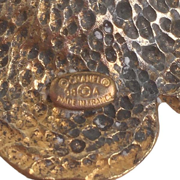 Chanel Vintage Stylish Outing Camelia Brooch  Gold Women Used