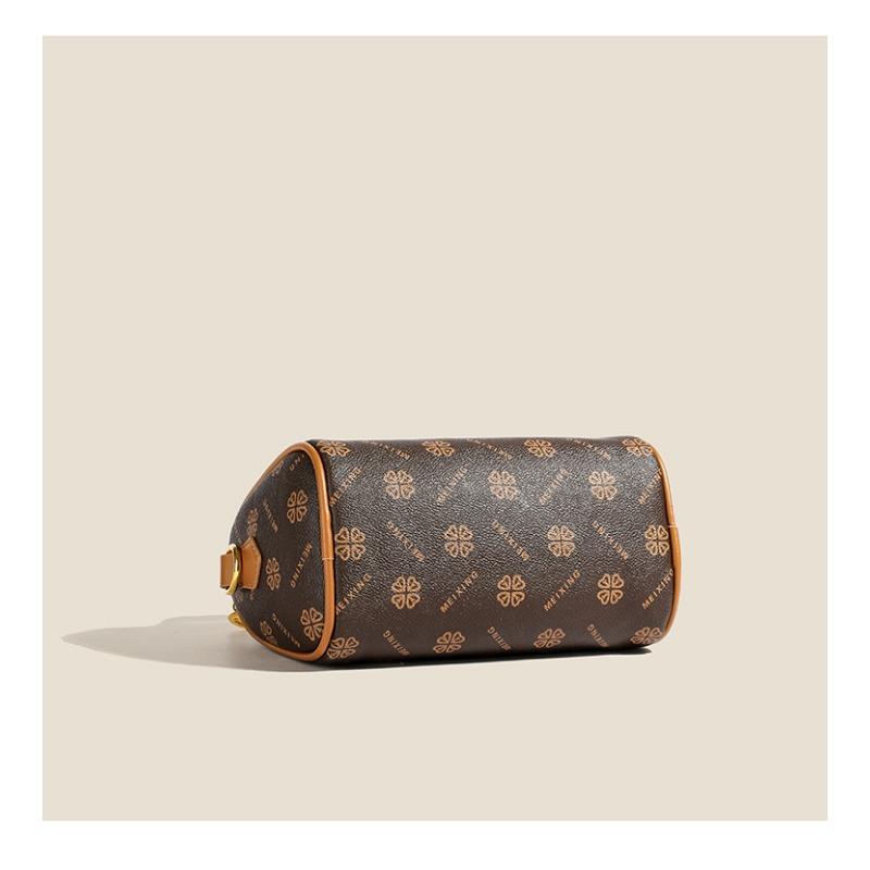 Autumn and winter fashion! High-end niche Boston bag, simple printing shows unique charm