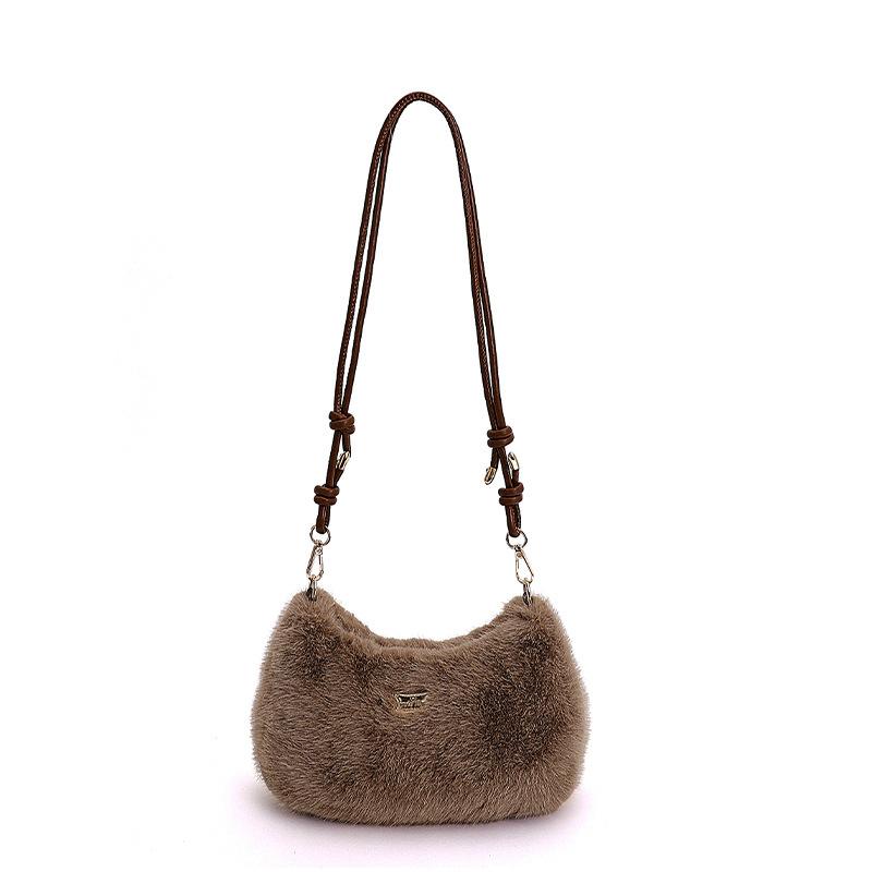 Cute Plush Handbag Women's 2025 Autumn Popular New Fashion Simple Foreign Style Casual Shoulder Messenger Bag