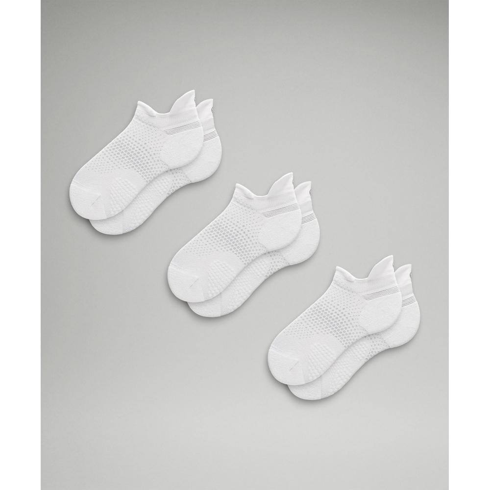 

Lululemon Women S Macropillow Tab Running SockS Medium cuShioning 3 Pack White S